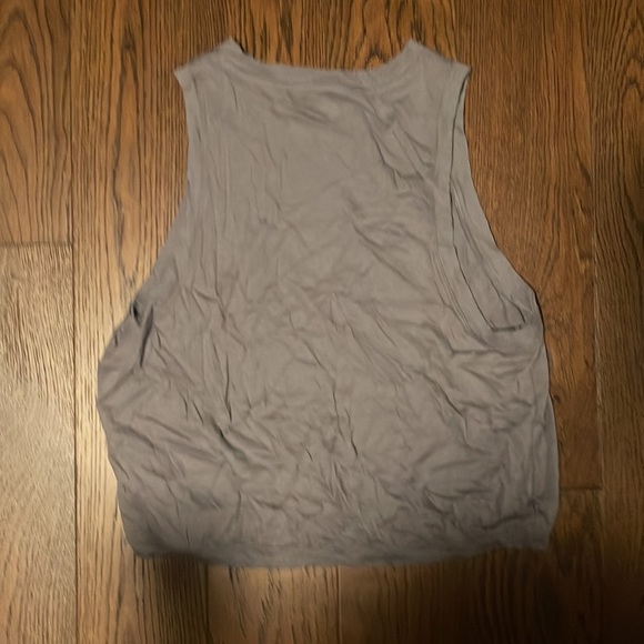 Women’s small gray love and sports muscle tee - Picture 7 of 7